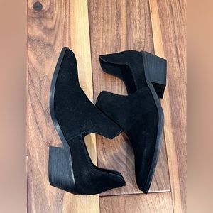 Chinese Laundry Ankle Bootie